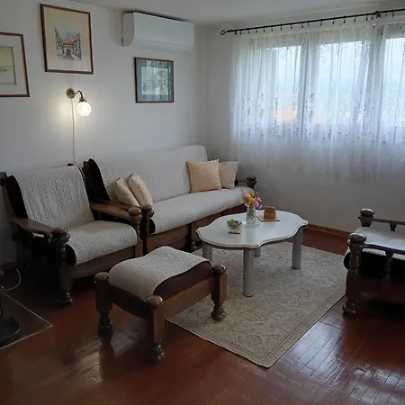 Apartment Lori